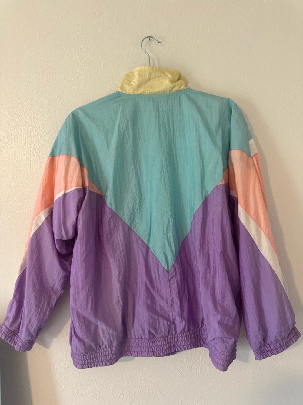 Vintage 80’s/90’s colorful windbreaker - Picture 6 of 7